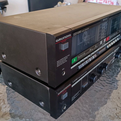 Grundig CCF-4080 cassette deck and V-4080 amplifier set like new