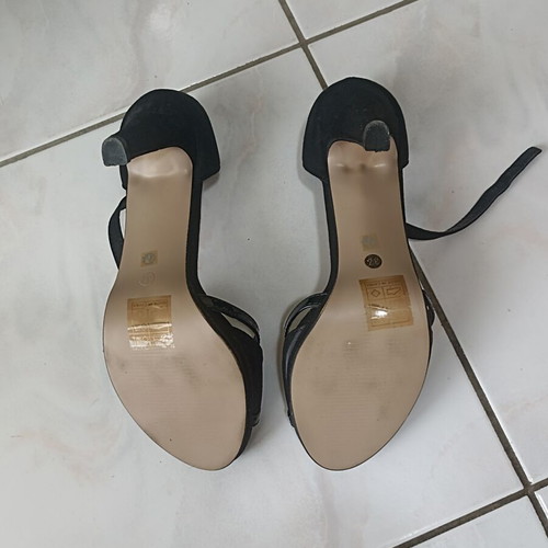 Nio Nio black evening sandals like new, size 37