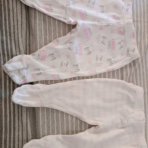 Baby girl pants used, pack of 9 for 3 months old