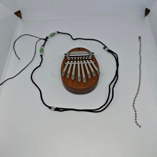 Mini Kalimba 8 Keys Walnut Wood like new