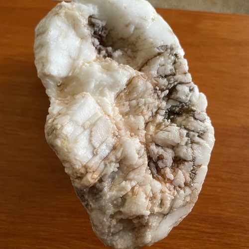Large natural quartz piece new with crystal veins