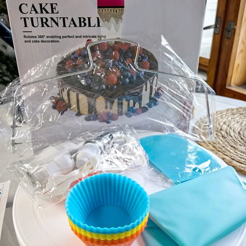 Cake Decorating Set new, 106 pieces for cake decoration