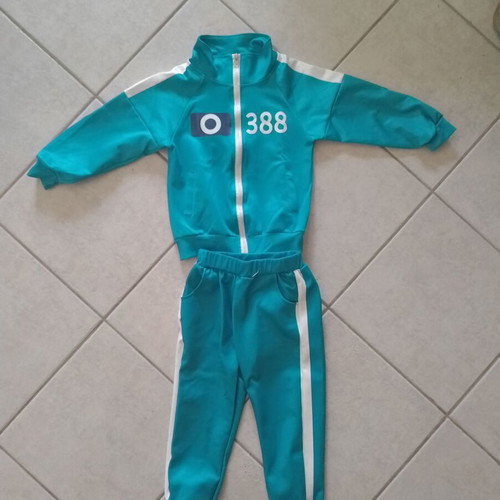 Squid Game carnival costume for kids like new, size 120