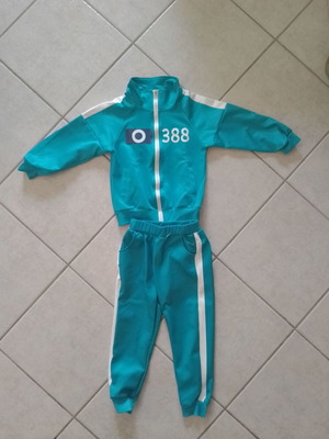 Squid Game carnival costume for kids like new, size 120