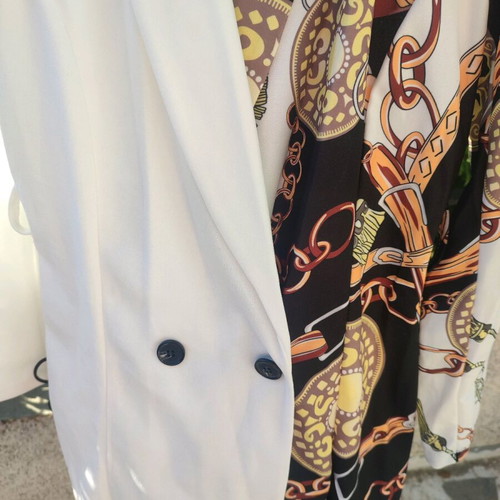 Long jacket unused one size with beautiful pattern