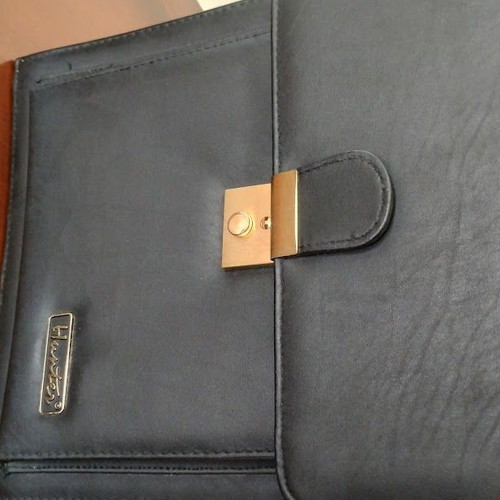 Hunter men's leather bag like new, black