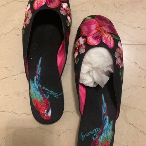 Beverly Feldman flat mule new, embroidered fabric Molly size 38.5
