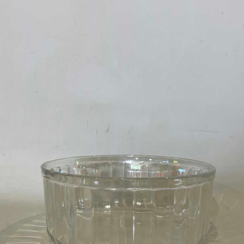 Glass food container used 9x21