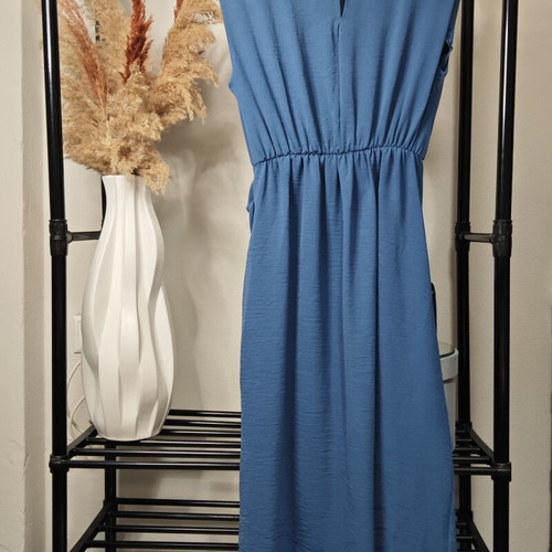 Midi dress Anel like new, blue with shoulder pads and asymmetric hem