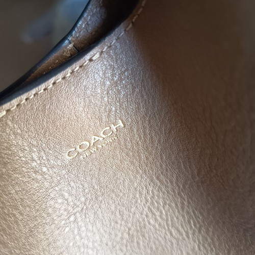 Coach Brooklyn 28 shoulder bag like new, dark stone