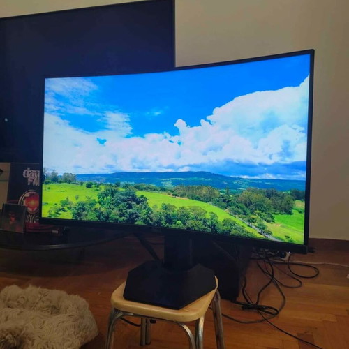 Dell S2722DGM 27’’ QHD 165Hz Curved Monitor like new
