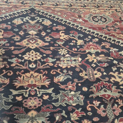 Handmade oriental rug like new 240x300