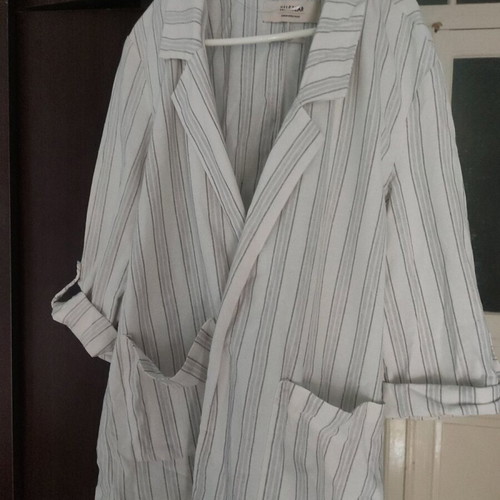 Beige striped jacket Pull & Bear like new, size S