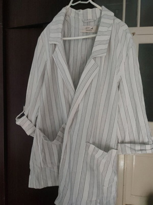 Beige striped jacket Pull & Bear like new, size S