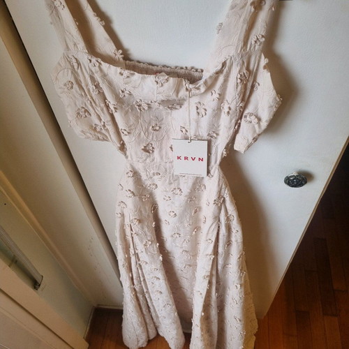 Karavan Giovanna Dress new with tags, beige, size Large