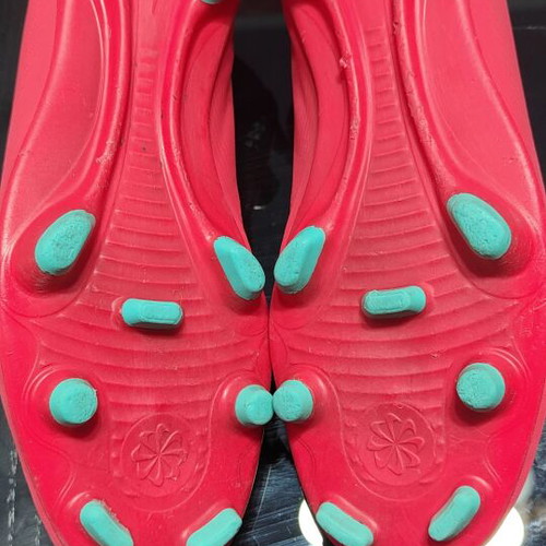 Nike Mercurial football boots, size 41, pink and turquoise