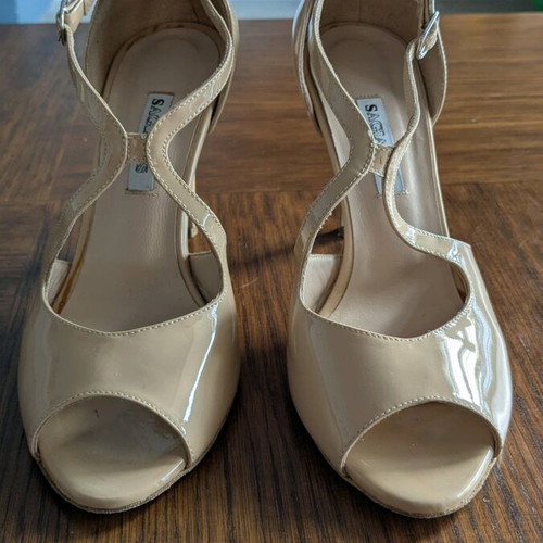 Sagiakos nude leather high-heeled sandals size 37 like new