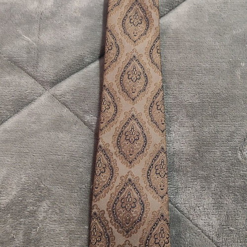 Pierre Cardin tie like new, beige and brown