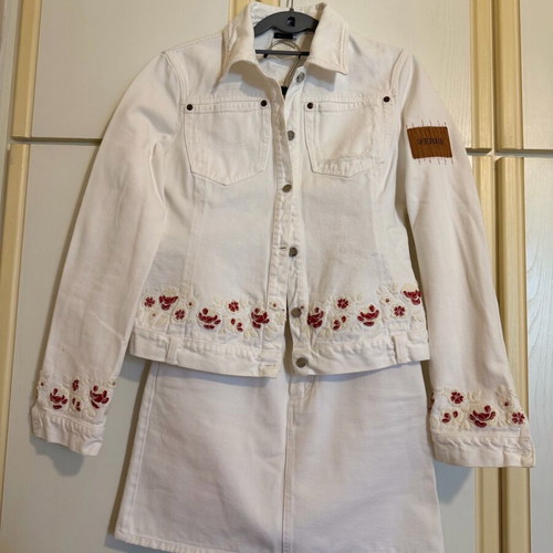 Gianfranco Ferre women's white denim suit like new, size M