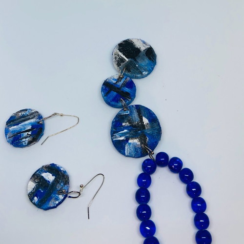 Necklace set with earrings new, handmade with glass stones 55 cm