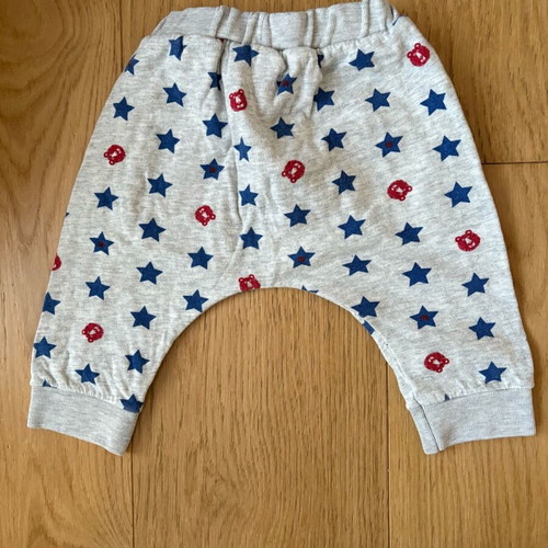Petit Bateau jumpsuit like new, grey with blue and red details, size 6 months
