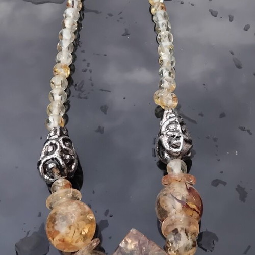Vintage necklace 80s amber and honey tones like new