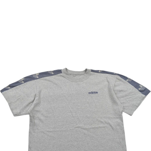 Adidas vintage T-shirt size S used