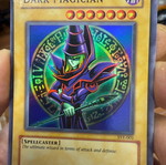 YU-GI-OH Dark Magician Χρυσή Κάρτα σαν καινούργια super rare