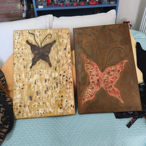 Handmade paintings on canvas 60cm x 40cm used