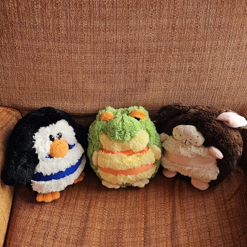 Stuffed animals like new, set of 3 penguin, frog, rabbit