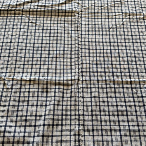 Handmade vintage tablecloth and 7 napkins used, 100% cotton