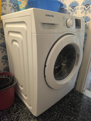 Samsung washing machine 7kg EcoBubble like new