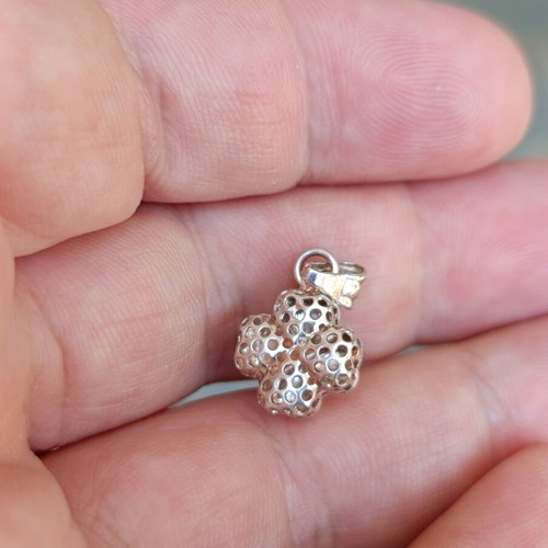 Silver discreet cross 925