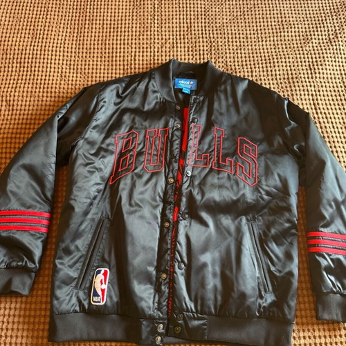 Adidas Chicago Bulls College Jacket new without tags
