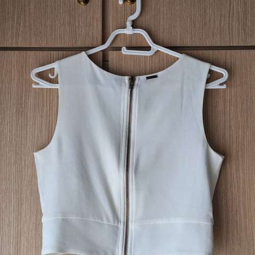 BSB sleeveless crop top like new, size 40, white
