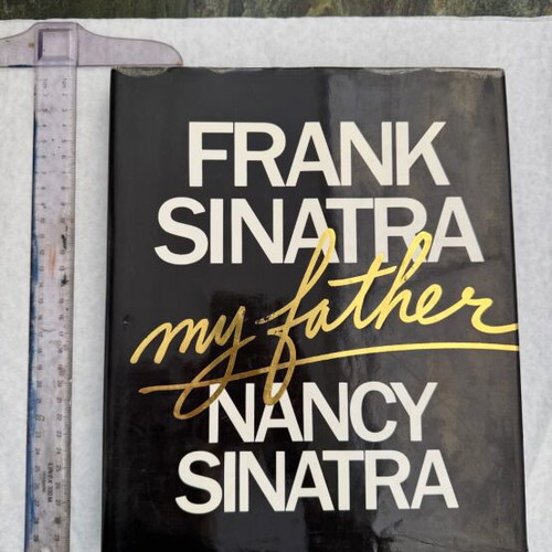 Art books like new, pack of 5