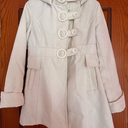 White coat with hood size M used, elegant fitted style