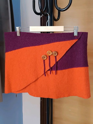 Hippie wool skirt multisize like new, colorful