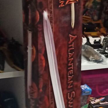 United Cutlery Conan The Barbarian Atlantean Sword 39" New Prop Replica