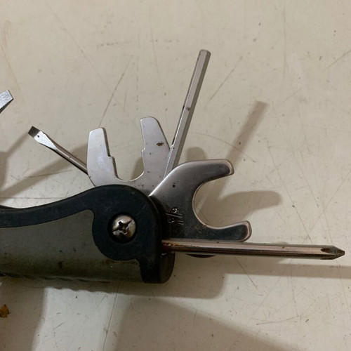 Multitool pocket tool used with various functions