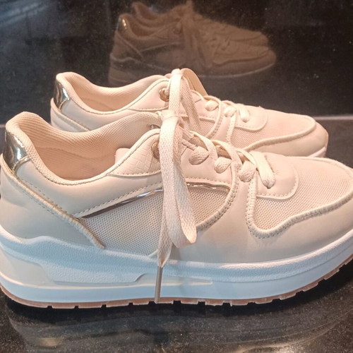 Antonio Donati sneakers beige light like new, women's size 37