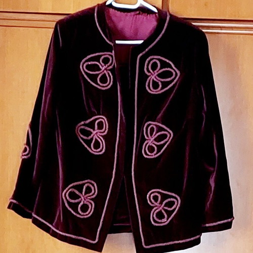 Women's velvet tailored suit like new, handmade with decorative details