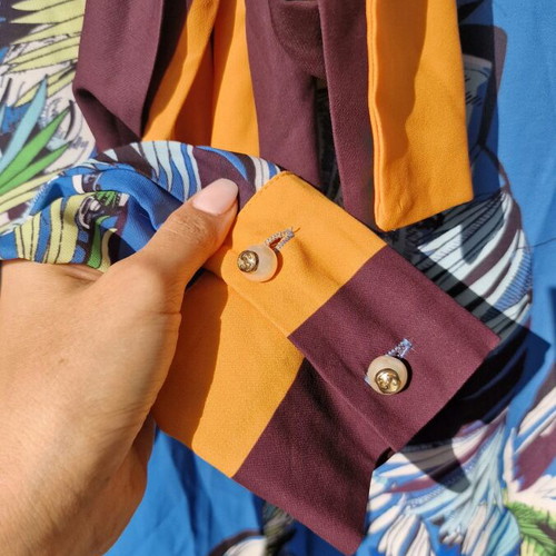 Gucci design shirt like new, size S, multicolor