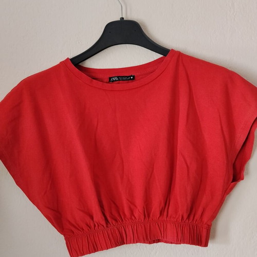 Croptop Zara red, like new, size S