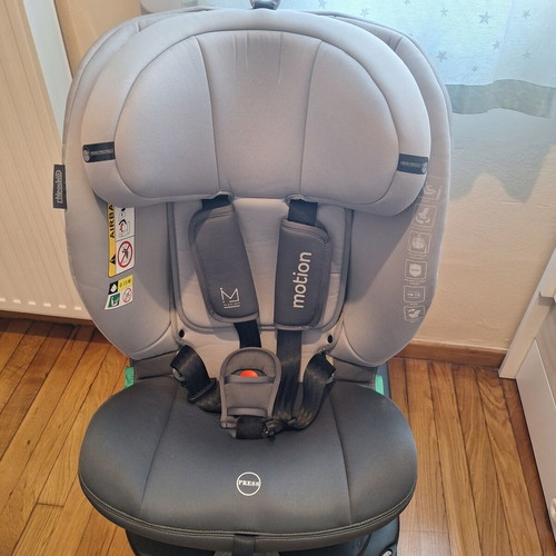 Chipolino Motion i-Size car seat with Isofix, granite