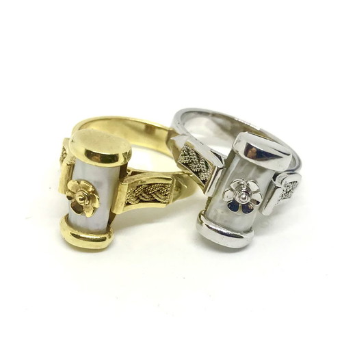 18k ring with pearl handmade from gold