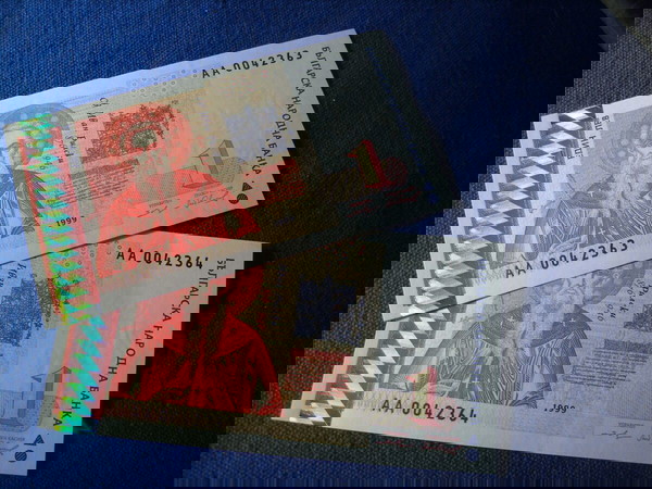 2 x 1 lev 1999, low serial number, serial numbers
