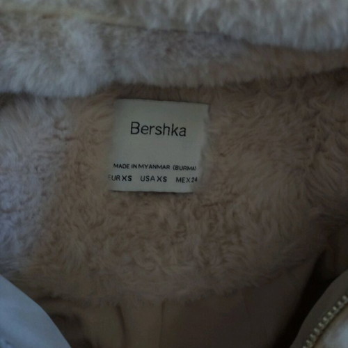 Bomber jacket beige with fur like new, size XS