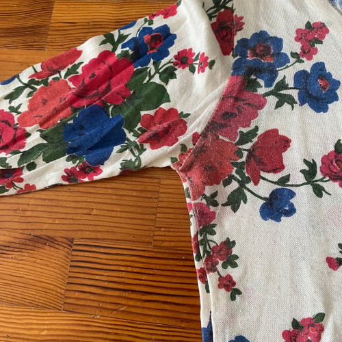 Cardigan medium used, colorful, floral pattern