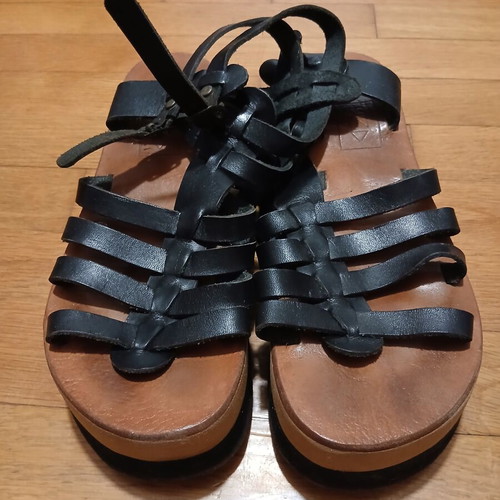 NISY Black Leather Gladiator Sandals Size 37 Used